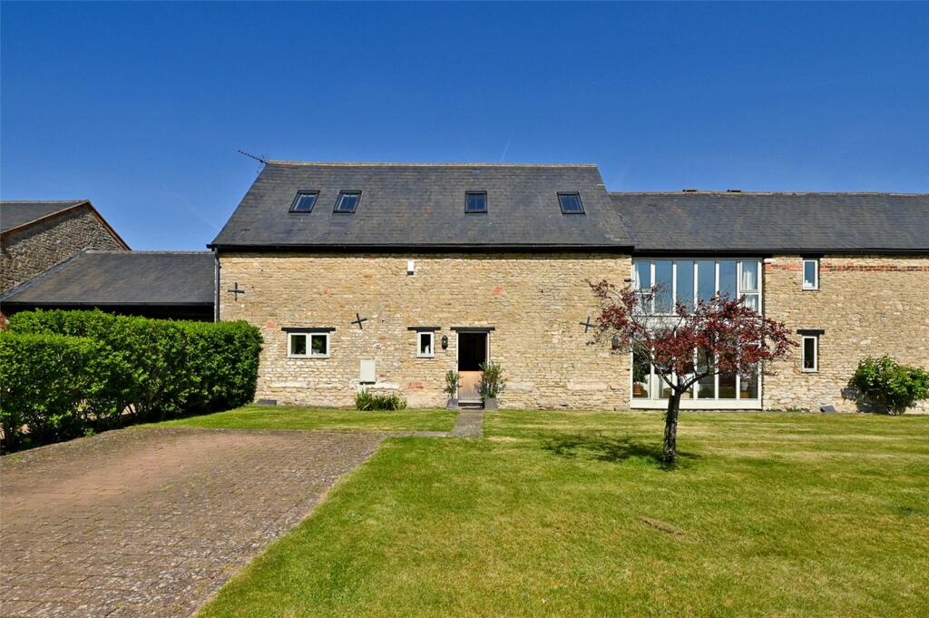 Main image of property: Charlton Road, Evenley, Brackley, Northamptonshire, NN13