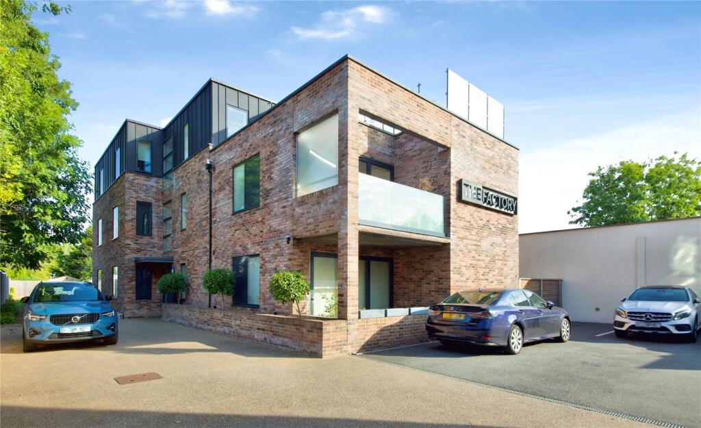 Main image of property: Woodhouse Road, London, N12