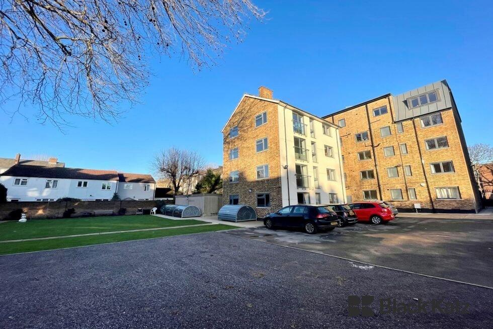 Main image of property: Brixton Road, Oval / Brixton SW9