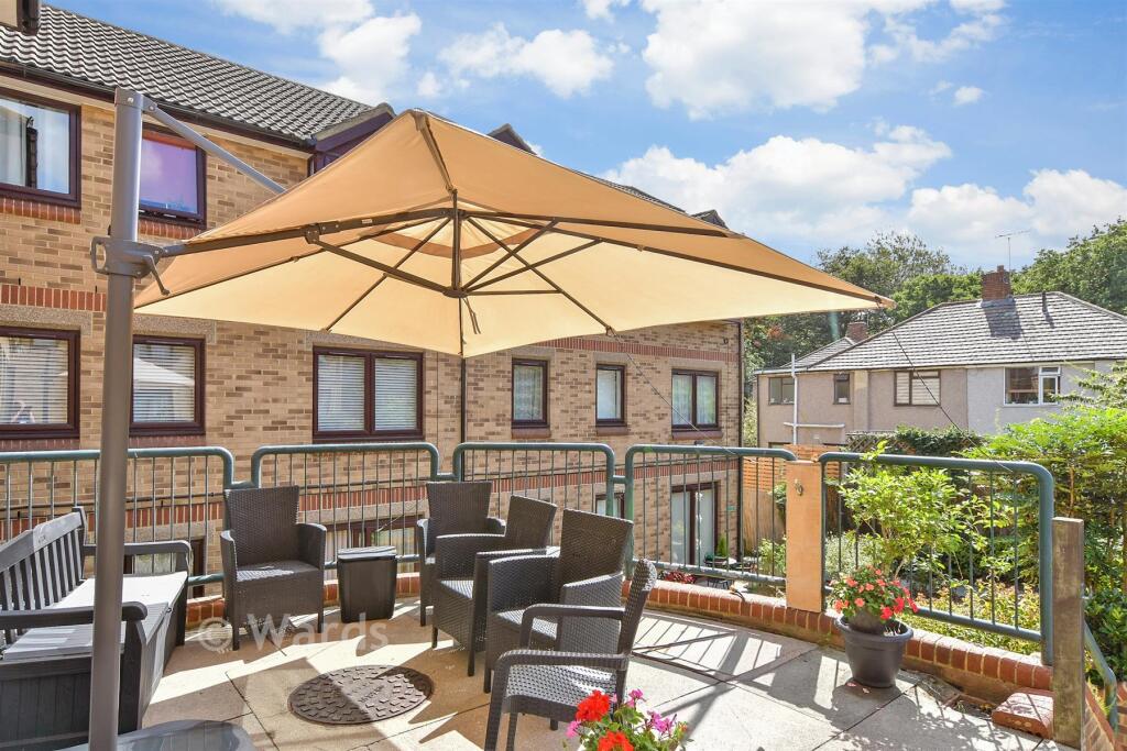 Main image of property: Mayplace Road East, Bexleyheath, Kent
