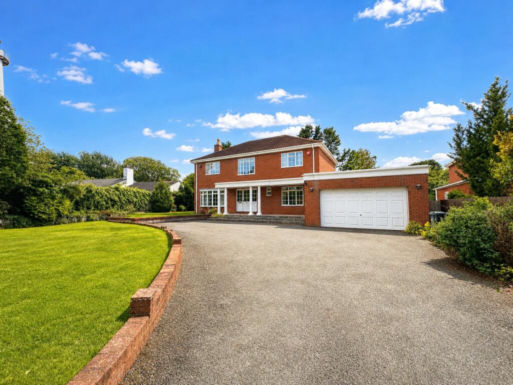 Main image of property: Berrow Road, Burnham-on-Sea, Somerset, TA8