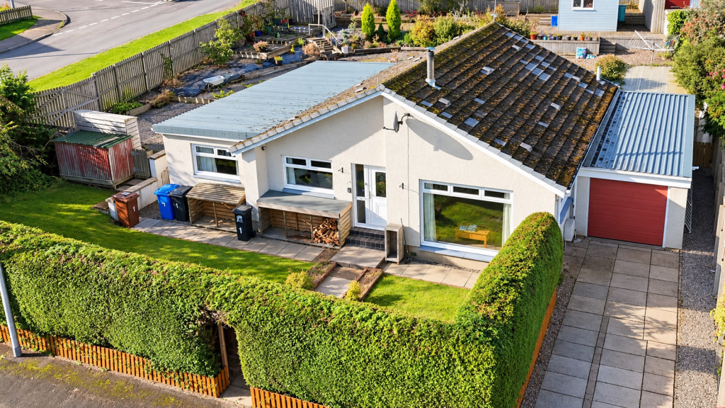 Main image of property: 1 Nevis Park, Inverness, IV3 8PP