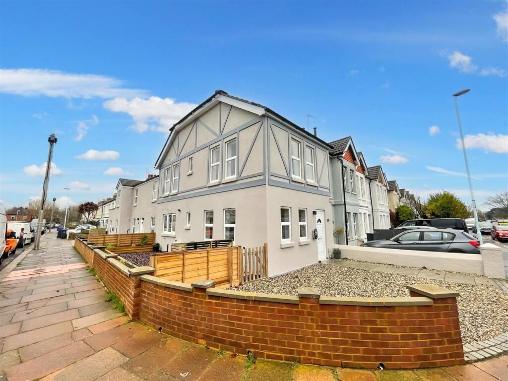 Main image of property: The Drive, Worthing