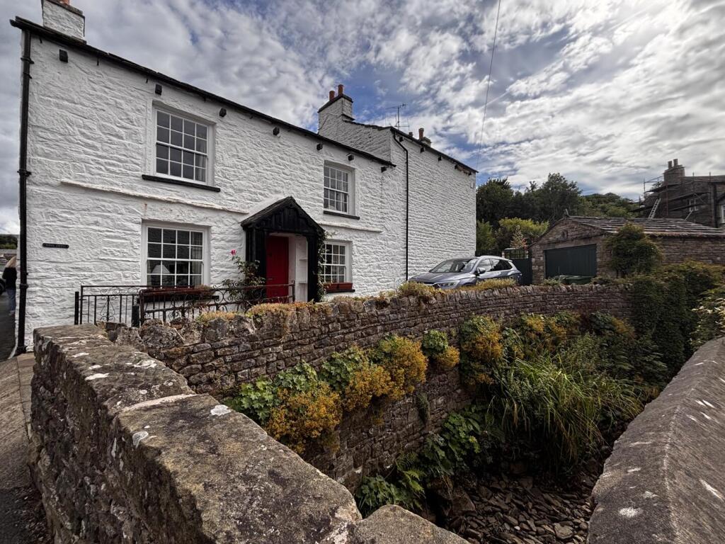 Main image of property: Siege Ghyll, Main Street, Sedbergh