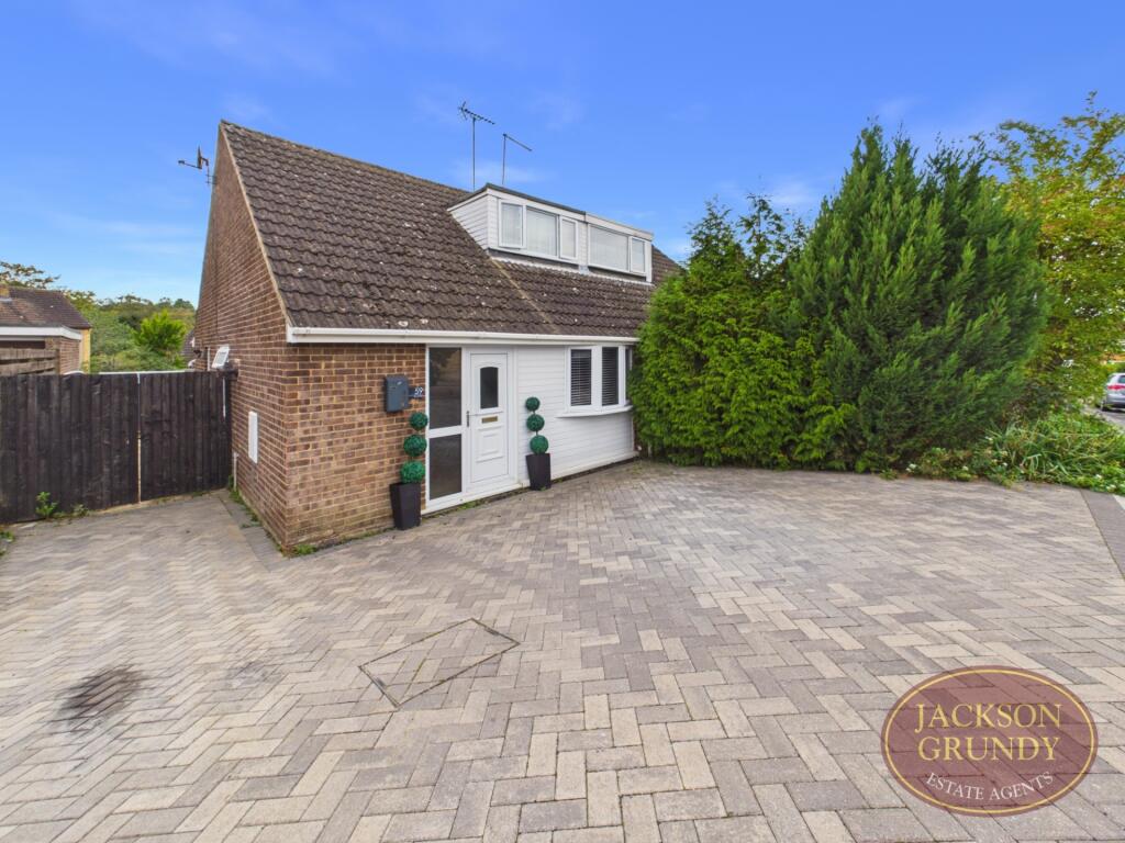 Main image of property: The Slade, Daventry, NN11 4HP