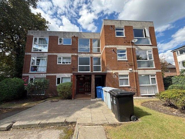 Main image of property: Flat 10 Bowland Court, 30 Wardle Road, Sale, M33 3DE