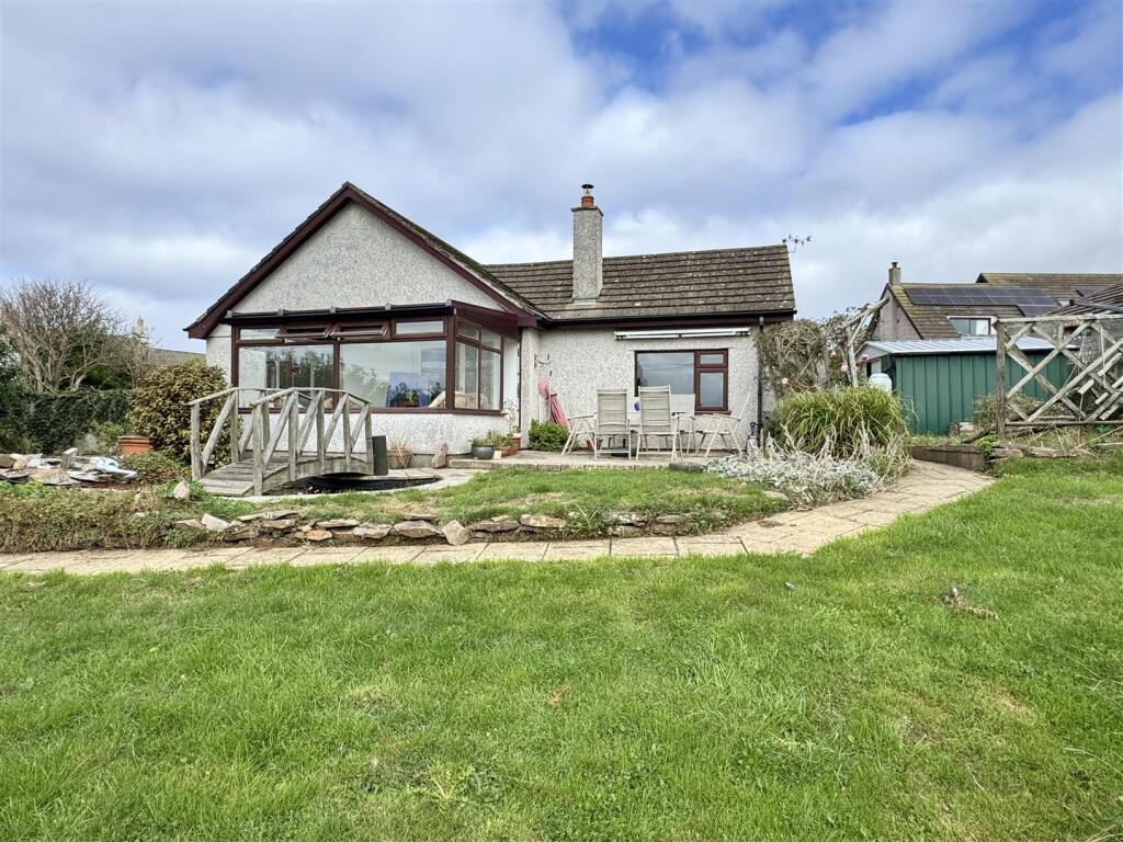 Main image of property: Ellenglaze Meadow, Cubert, Newquay