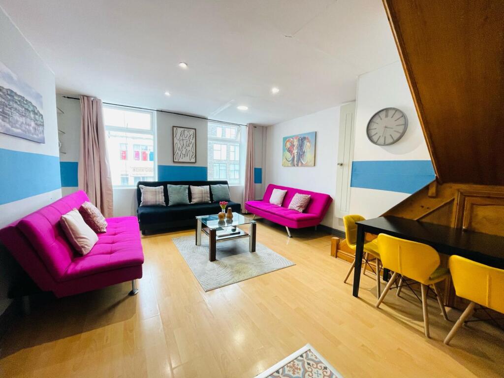 Main image of property: Commercial Road, Tower Hamlets, E1 2JY