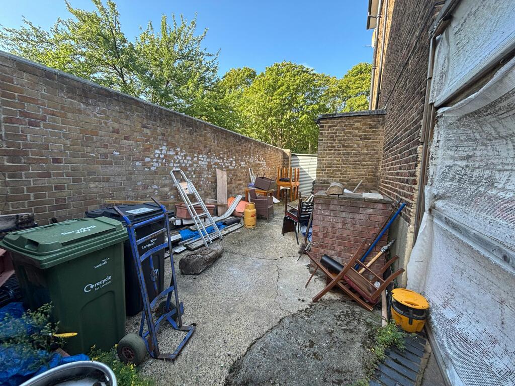 Garden 20.JPG