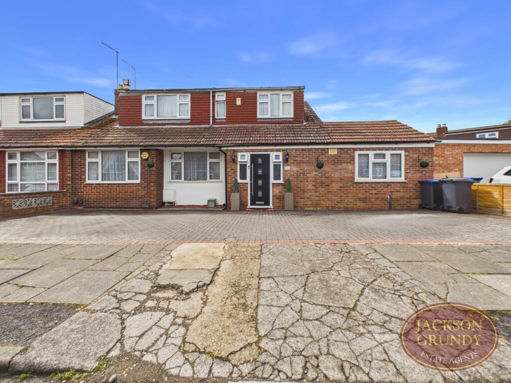 Main image of property: Parklands Avenue, Parklands, NN3 6DS
