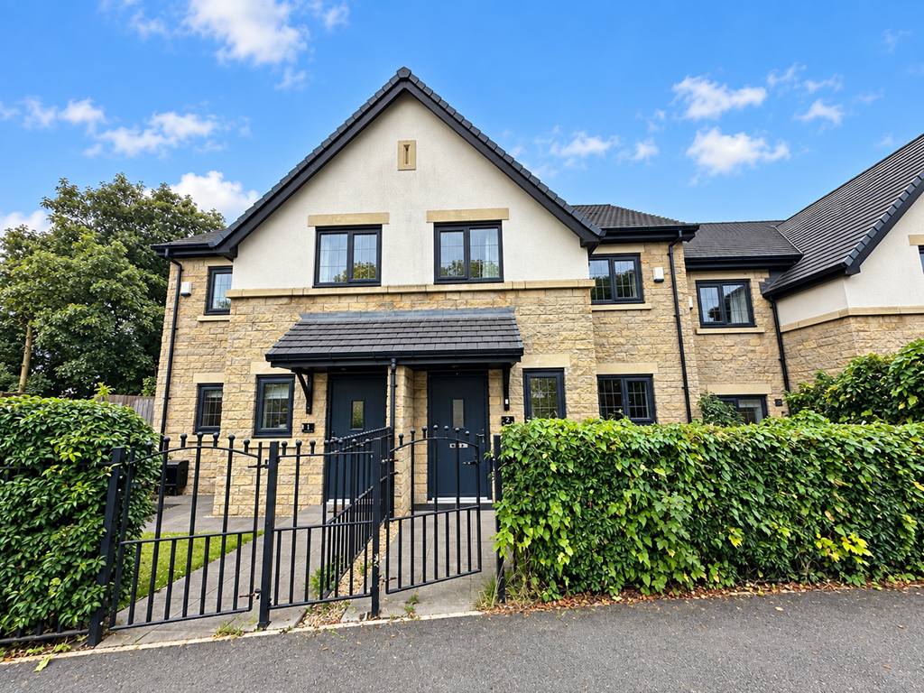 Main image of property: Pennine Mews, Westhoughton, BL5 3AD
