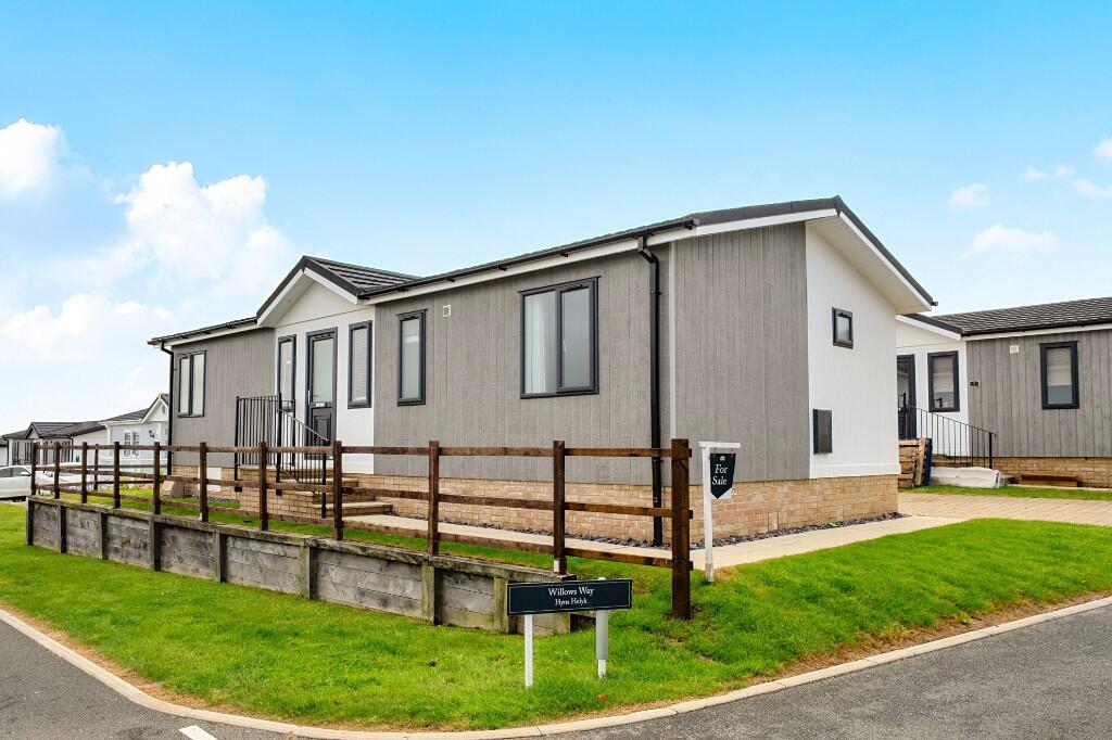 Main image of property: Widemouth Bay,
Bude,
Cornwall,
EX23 0NA