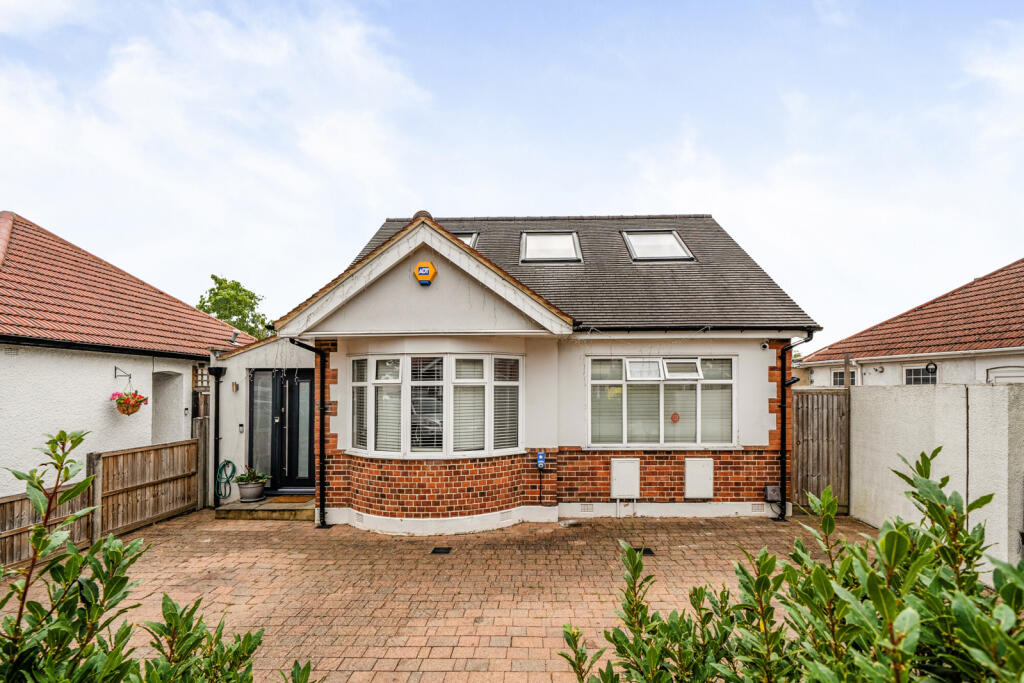 Main image of property: Islip Gardens, Northolt