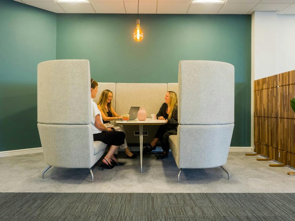 heathrow-boulevard-building-2-office-space-offices-heathrow-1.jpg