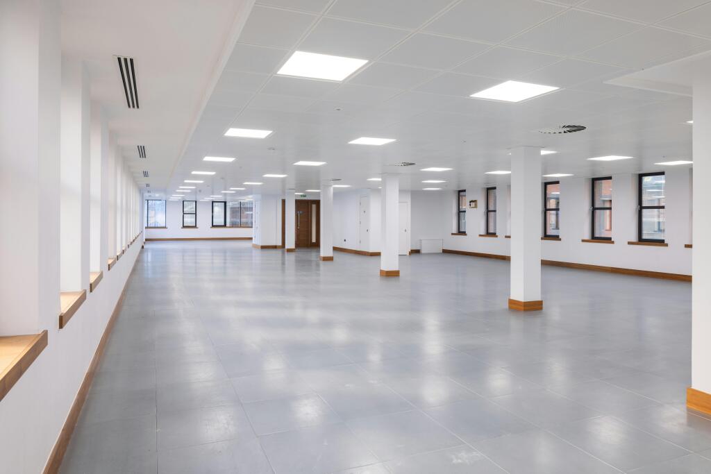 120WellingtonStreet329.jpg