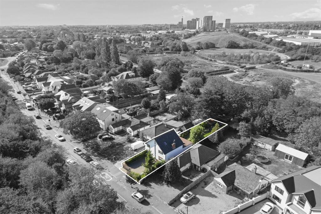 Main image of property: Tentelow Lane, Norwood Green