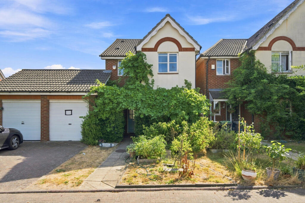 Main image of property: Osier Crescent, London