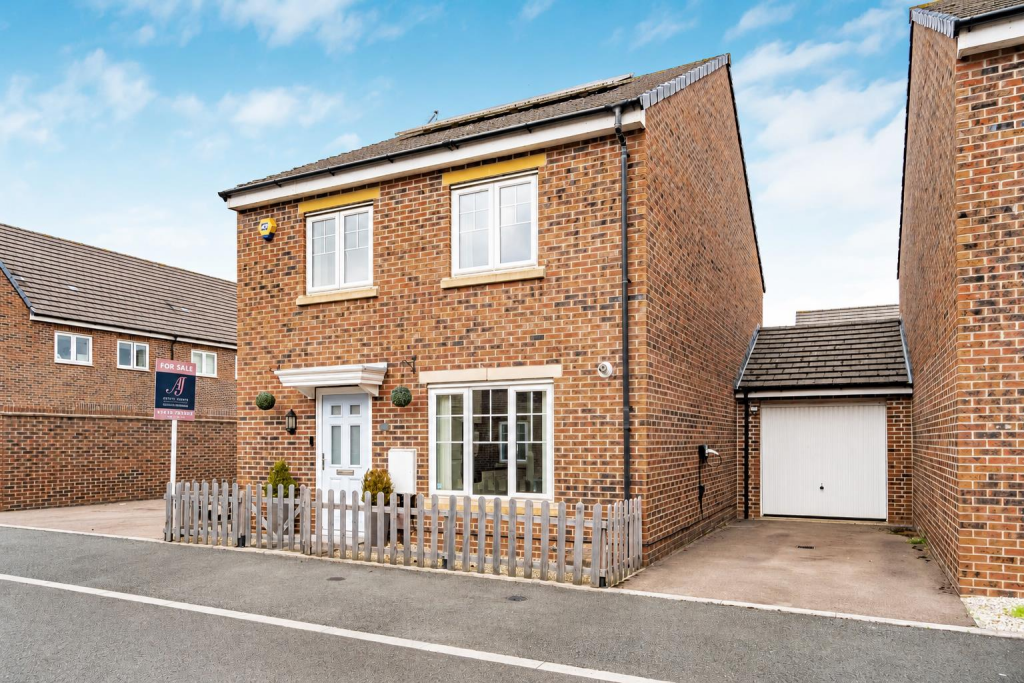 Main image of property: Canal Court, Hempsted, Gloucester