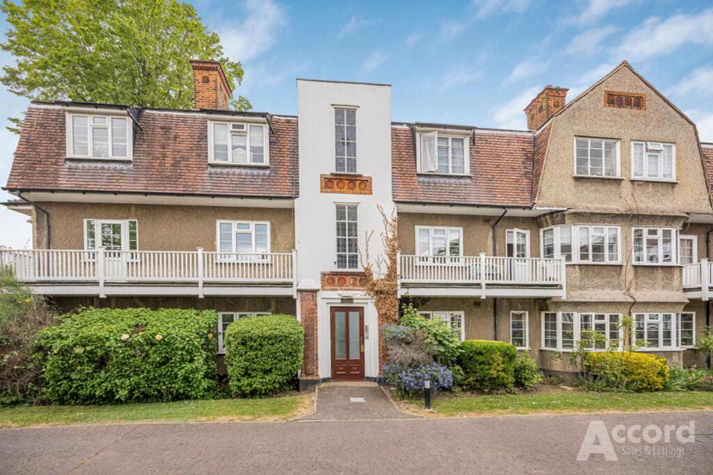 Main image of property: Clovelly Court, Upminster Road, RM11