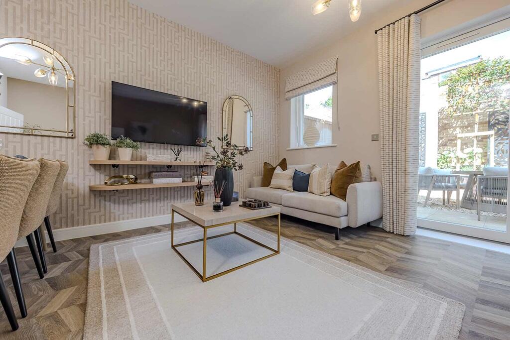 Main image of property: High Road,
North Finchley,
London,
N120DA
