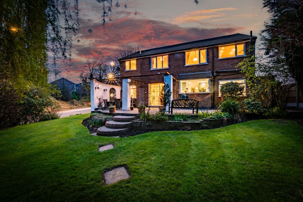 Main image of property: Daylesford Crescent, Cheadle, SK8