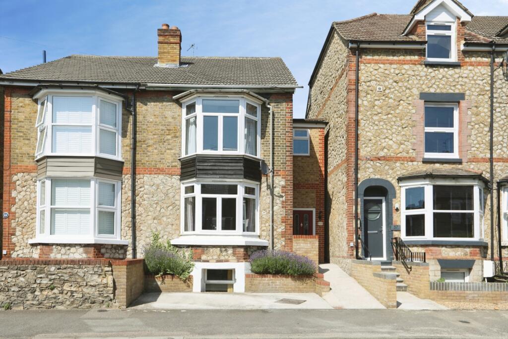 Main image of property: Holland Road, Maidstone, Kent, ME14