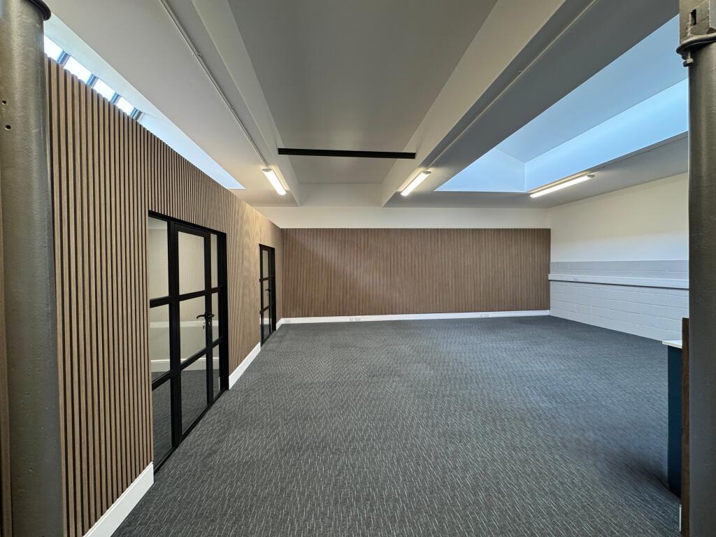 1300 sqft