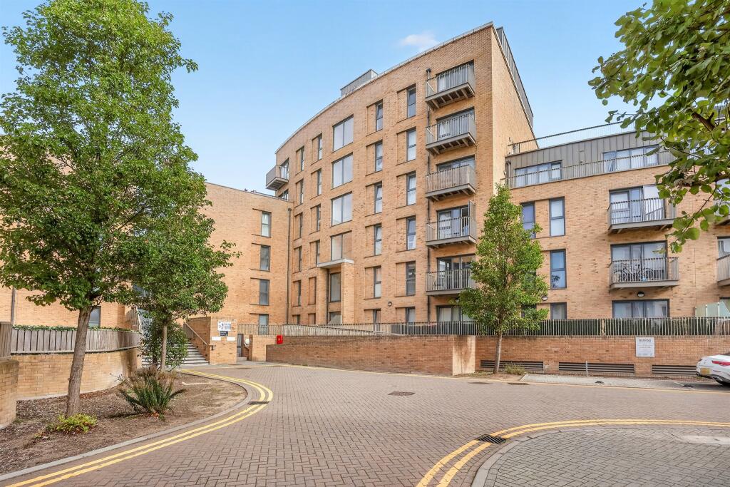 Main image of property: Cabot Close, Croydon