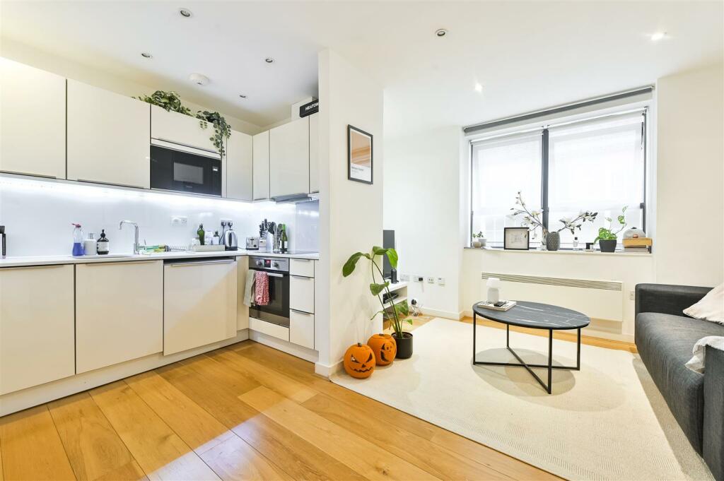 Main image of property: 4-7 Lombard Lane, London