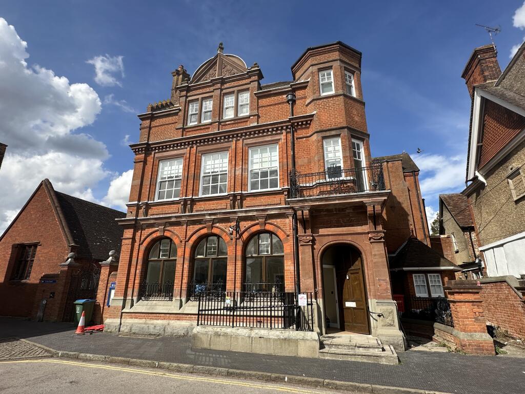 Main image of property: Market Square, Winslow