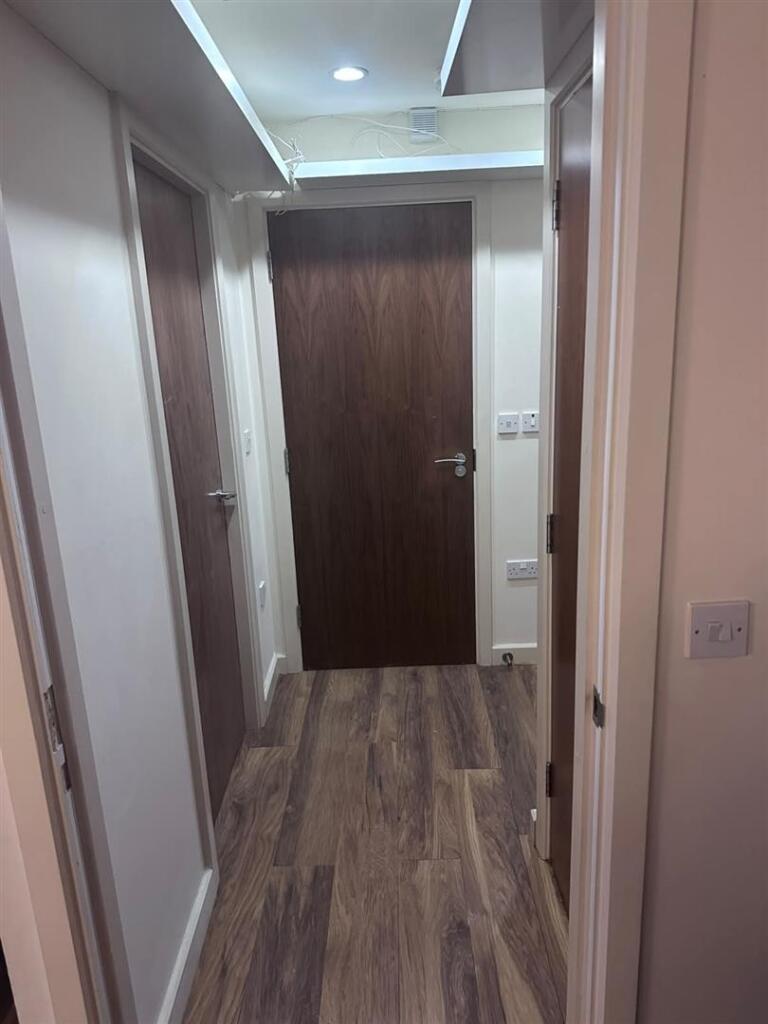 Main image of property: The Gatehaus, Leeds Road, Bradford, BD1
