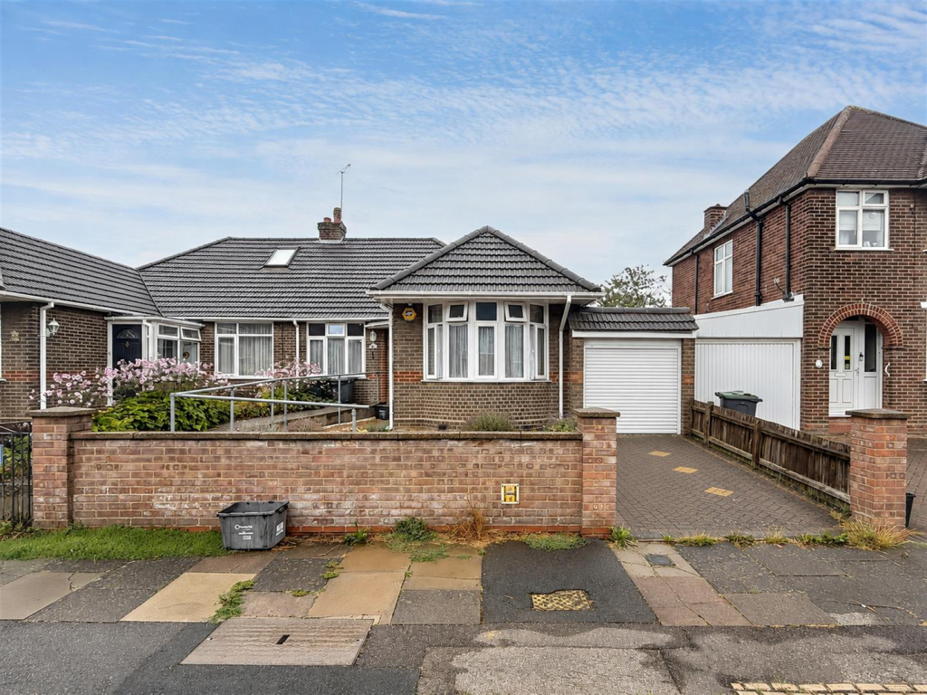 Main image of property: Clevedon Road, Luton