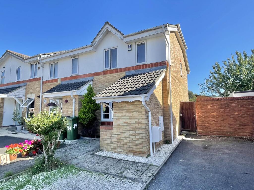 Main image of property: Dean Road, London, SE28 8SB