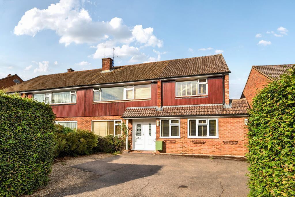 Main image of property: Aylward Gardens, Chesham, HP5