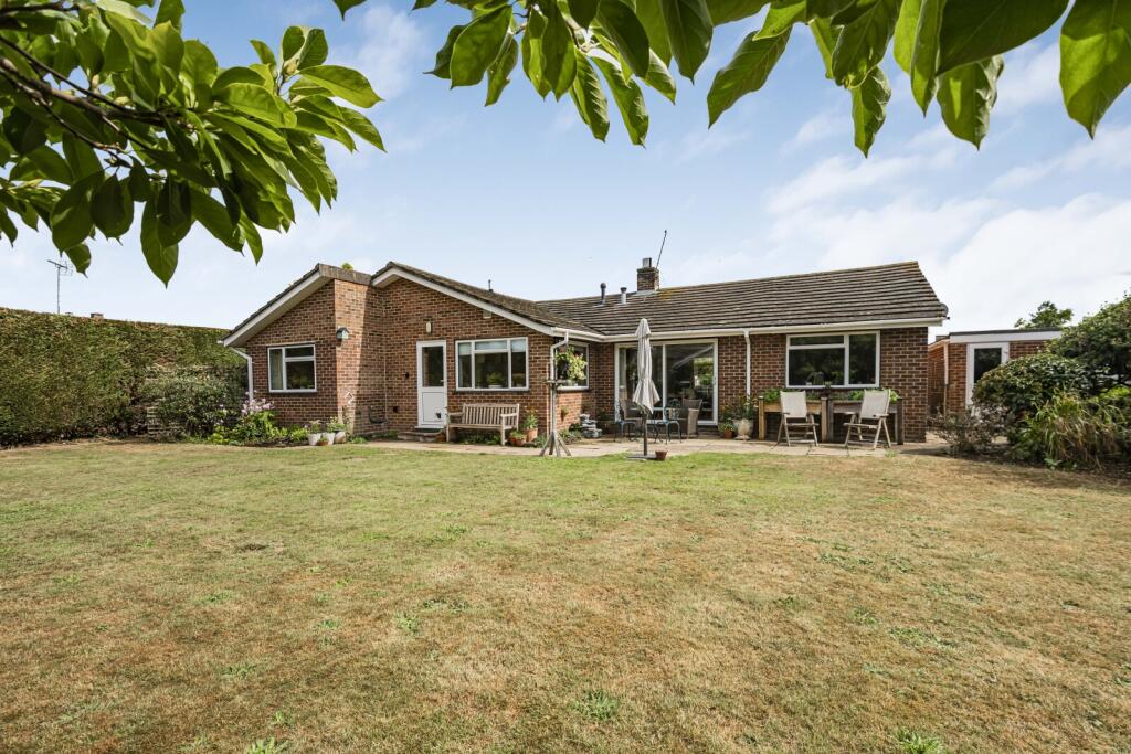 Main image of property: Makins Road, Henley-on-Thames, Oxfordshire, RG9