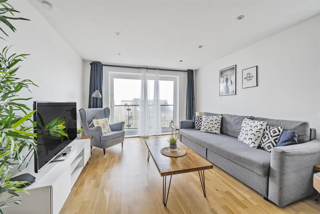 Main image of property: Mount Wise, Newquay