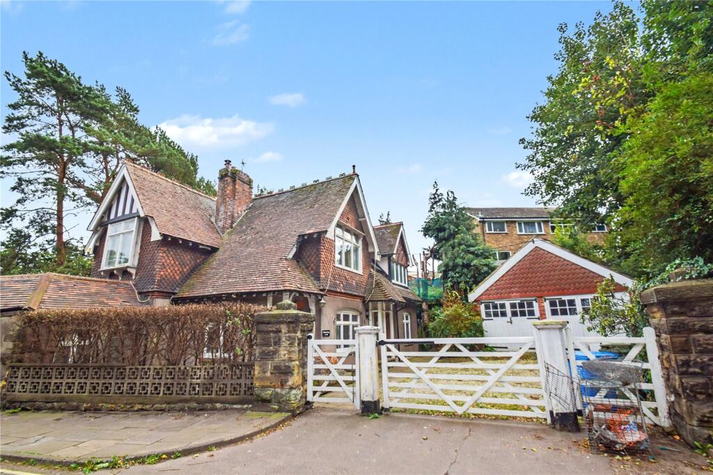 Main image of property: Valley Road, Scarborough, North Yorkshire, YO11