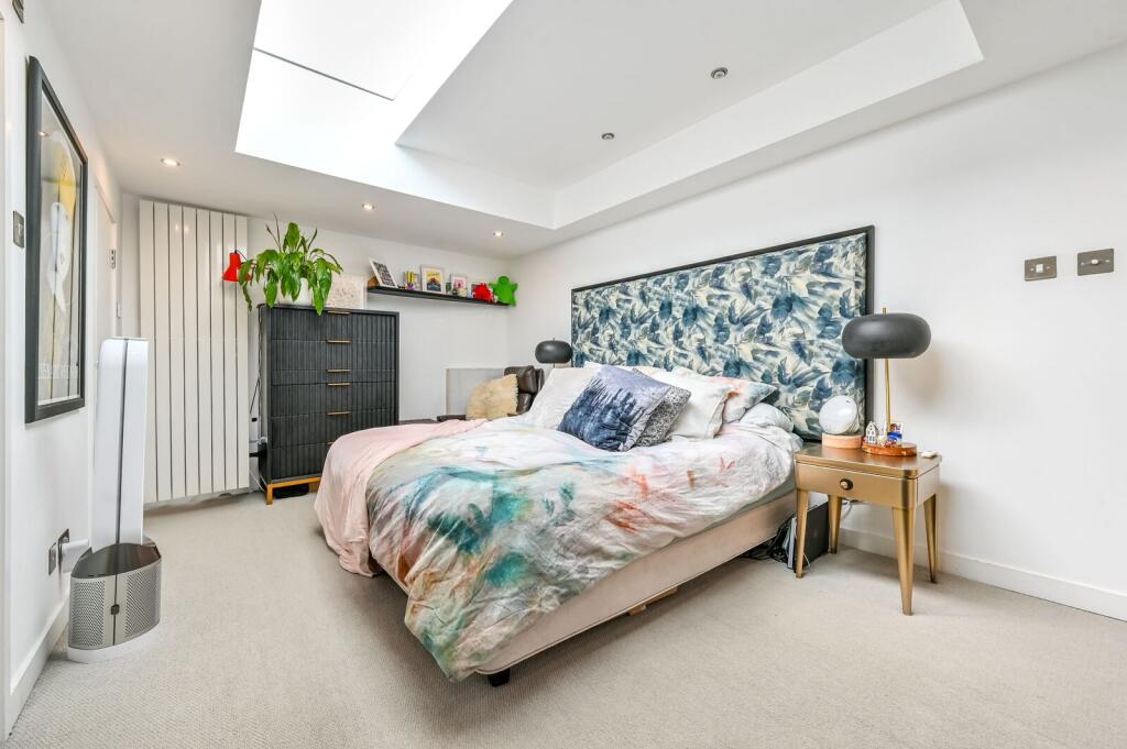 Main image of property: Westbourne Road, Barnsbury, London, N7