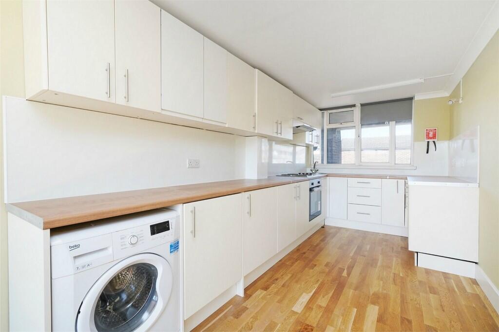 Main image of property: Distillery Walk, Brentford, London