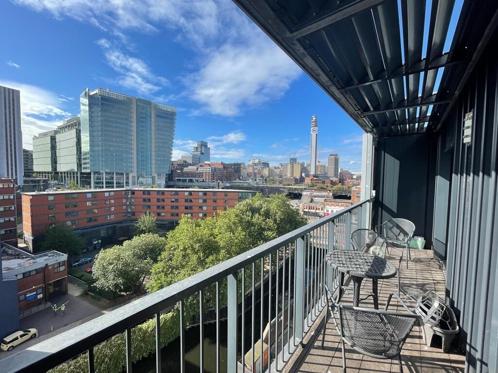 Main image of property: **AVAILABLE NOW**HUB TOP FLOOR 2 BED WITH CANAL FACING BALCONY & PARKING