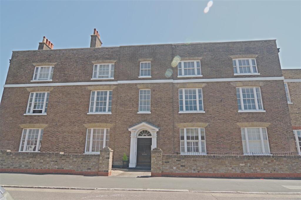 Main image of property: Burford House, Hoddesdon