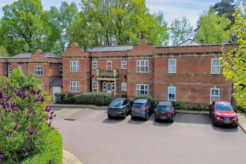 Main image of property: Franklin Court, Wormley, Godalming, Surrey, GU8