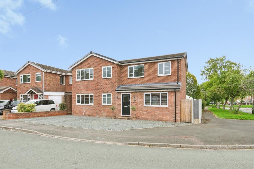 Main image of property: Falna Crescent, TAMWORTH