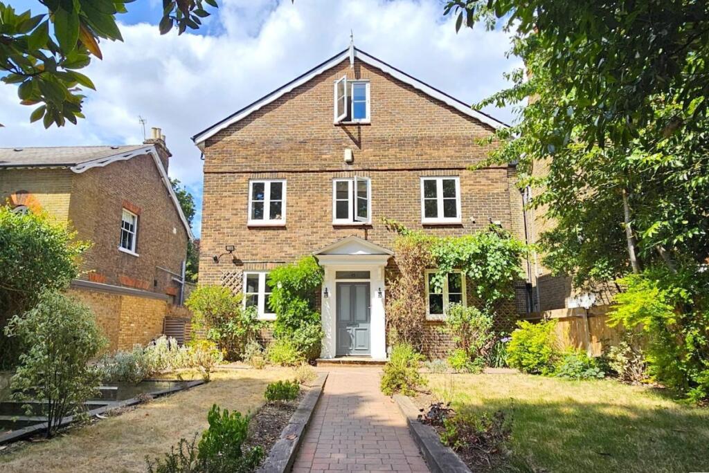 Main image of property: The Avenue, Twickenham, on Trust Grounds, moments from River Thames