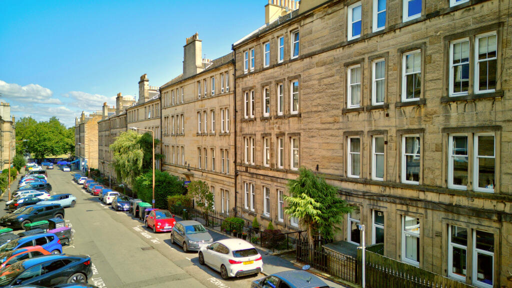 Main image of property: 19, Flat 8, Dean Park Street, Edinburgh, EH4 1JS