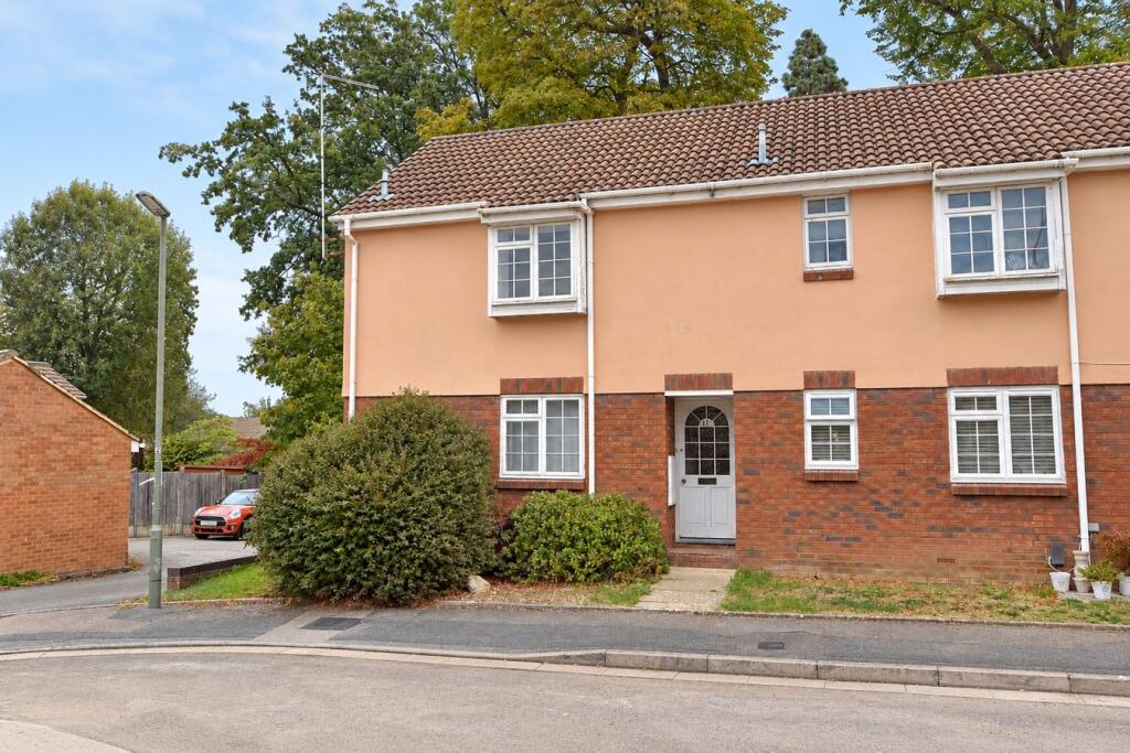 Main image of property: Finnart Close, Weybridge, KT13