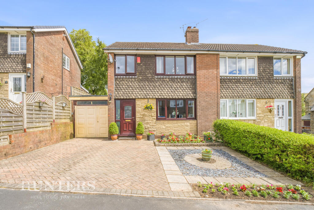 Main image of property: Chelburn View, Littleborough, OL15 9QQ