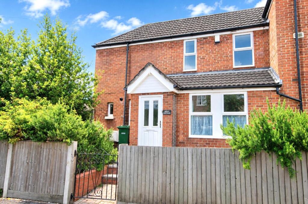 Main image of property: Holly Cottage, Brookwood Avenue, Eastleigh, SO50