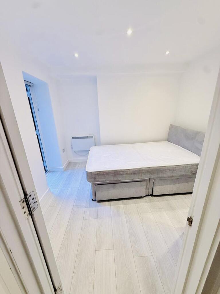 Main image of property: Regents Park Road, Finchley, London