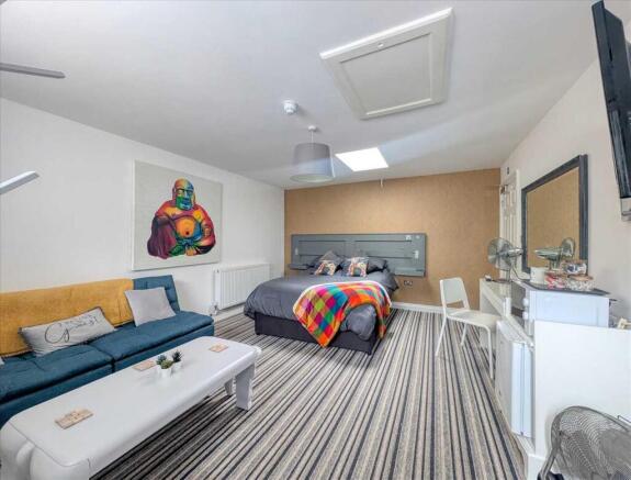 Annexe Bedroom 1